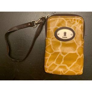 Fossil Key Per Zip Top Wristlet Wallet Giraffe Animal Print Yellow Gold Key Hole